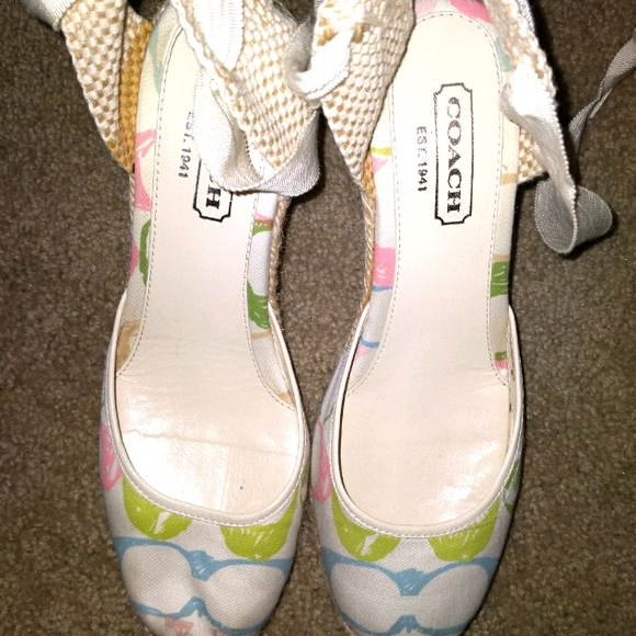 Coach bag and wedge sandals - Picture 6 of 7